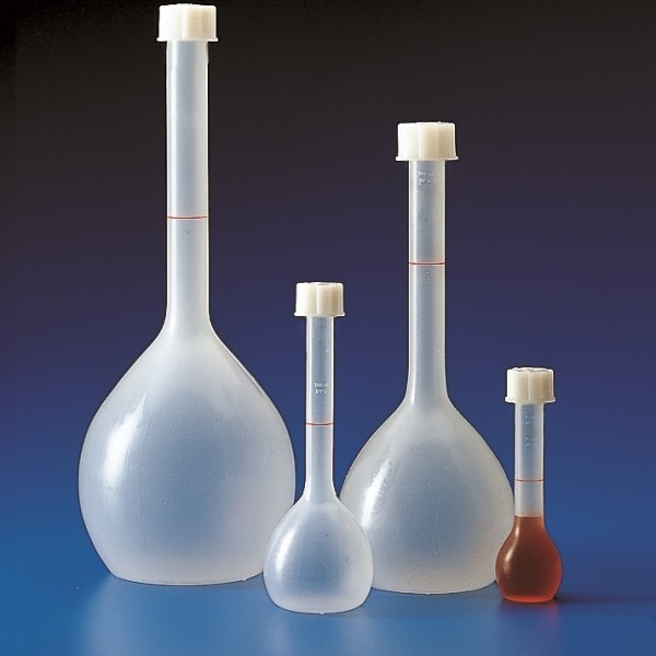 Matraccio tarato in Polipropilene ml. 25 con tappo a vite Matraccio tarato in Polipropilene ml. 25 con tappo a vite