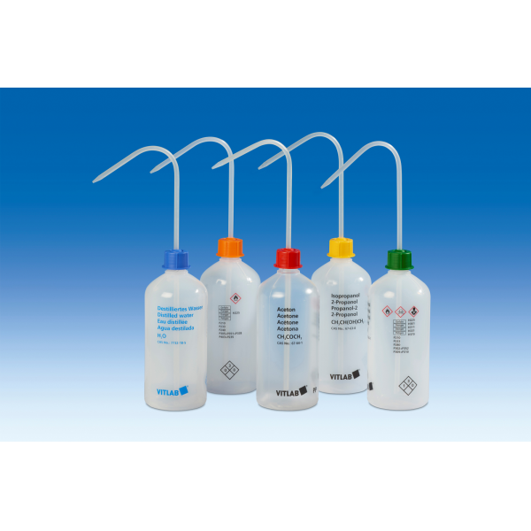 Spruzzetta a bocca stretta con valvola di sfiato ml. 250 tappo blu per acqua distillata Spruzzetta a bocca stretta con valvola di sfiato ml. 250 tappo blu per acqua distillata